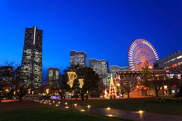 istock Skyscraper at Minatomirai, Yokohama in the twilight 530455733