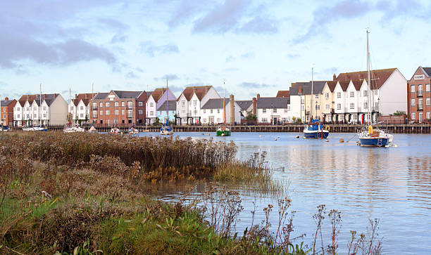 waterside apartments - essex imagens e fotografias de stock