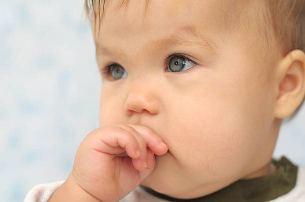 istock Baby looking away 530473469