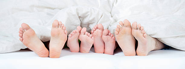 istock Family Feet 530480727