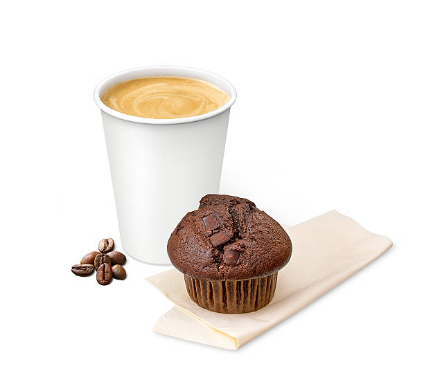 caffè con un muffin al cioccolato - coffee muffin take out food disposable cup foto e immagini stock