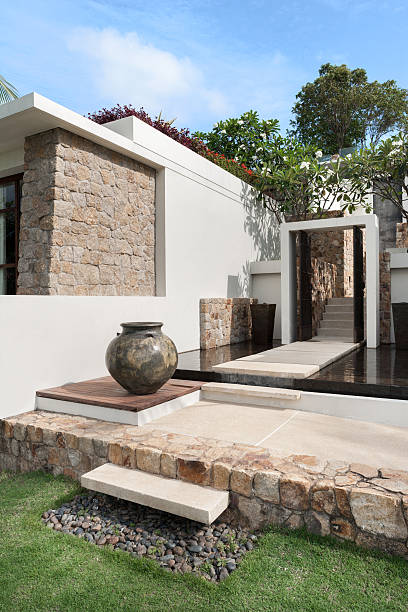 istock Villa In The Tropics 530496108