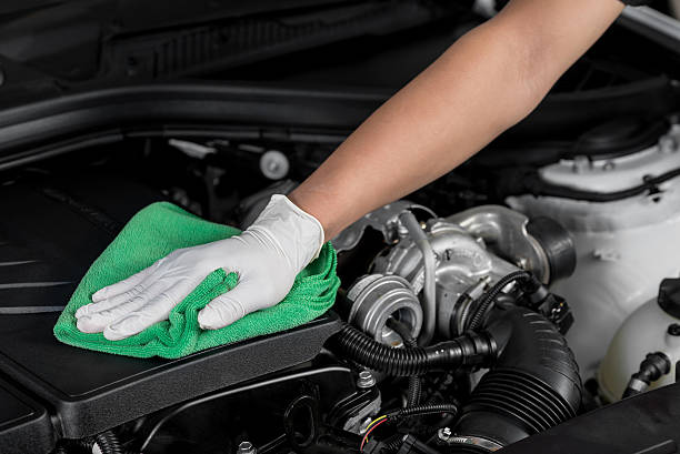 istock Car detailing series : Cleaning car engine 530497824