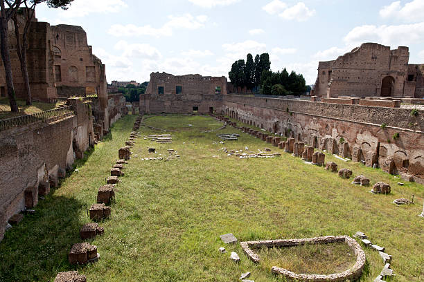 istock Palatine Hill Ruins 530503337