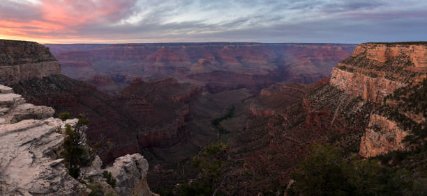 istock Colorful Grand Canyon Sunrise 530508326