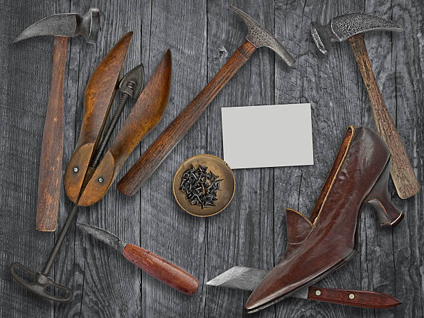 vintage Damen Schuh und shoemakers tools – Foto