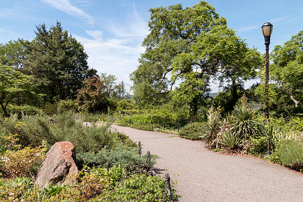 istock Fort Tryon Park - New York City 530548971