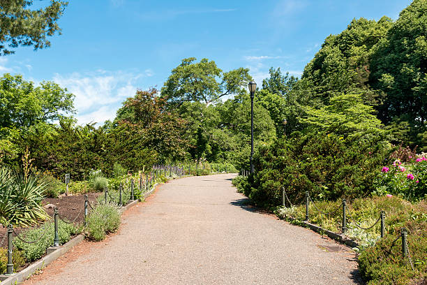 istock Fort Tryon Park - New York City 530548975