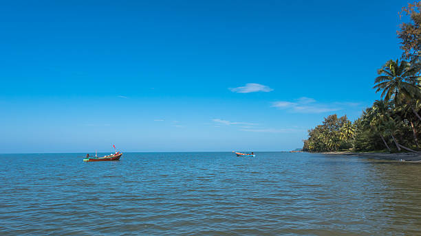 istock Fishing boat at the beach 530552335