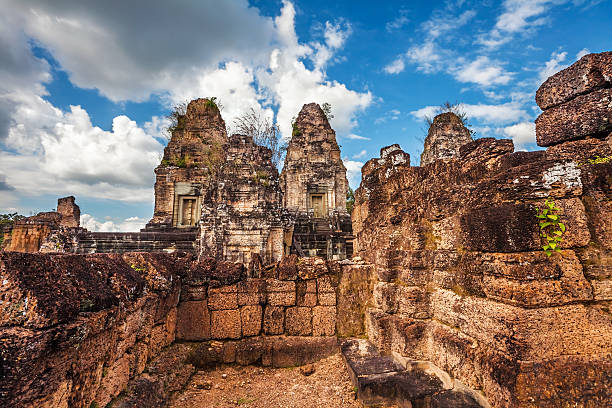 istock Ancient buddhist khmer temple in Angkor Wat complex 530554293