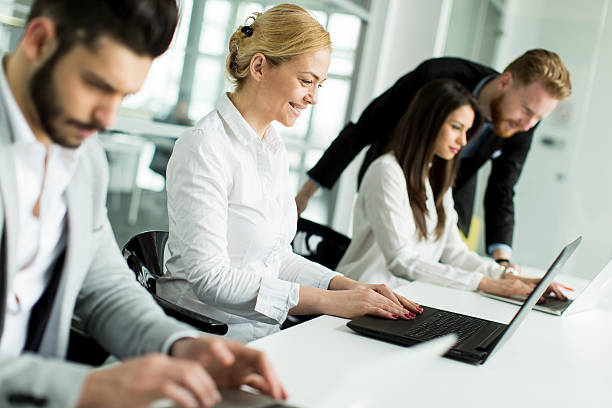 istock Business people 530562290