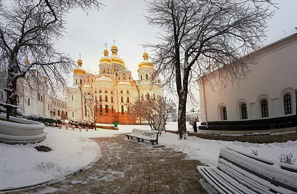 istock Kiev-Pechersk Lavra 530563097