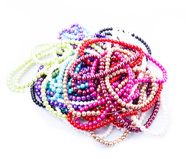 istock Necklace palette isolated 530578390
