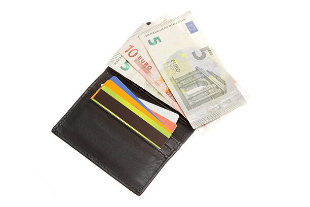 portafoglio con carte di credito in euro - five euro banknote new paper currency currency foto e immagini stock