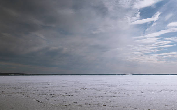 plescheevo vista al lago - plescheevo fotografías e imágenes de stock