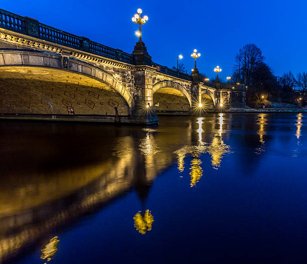 Nightshot from the Lombards bridge Hamburg, Alster. 