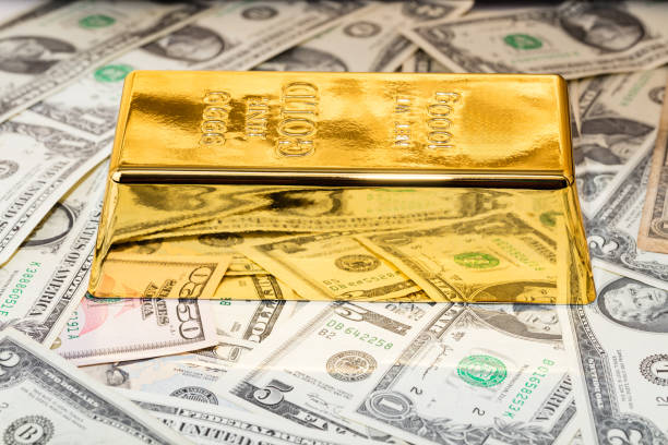 istock gold bar close-up 530588204