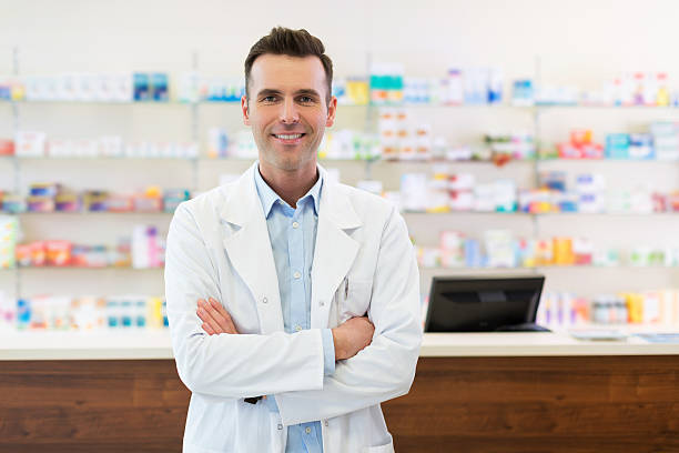 istock Pharmacist in drugstore 530588540