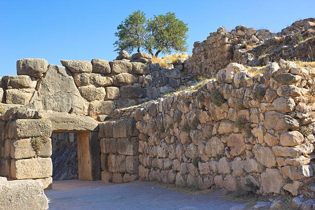 istock The Lion Gate, Peloponnesus, Greece 530631613