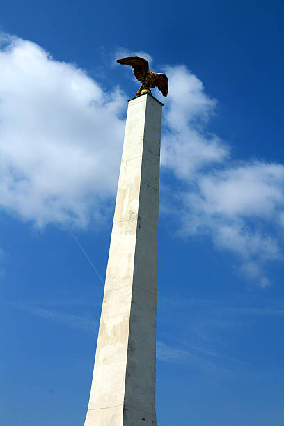 istock Monument of the Bird 530653047