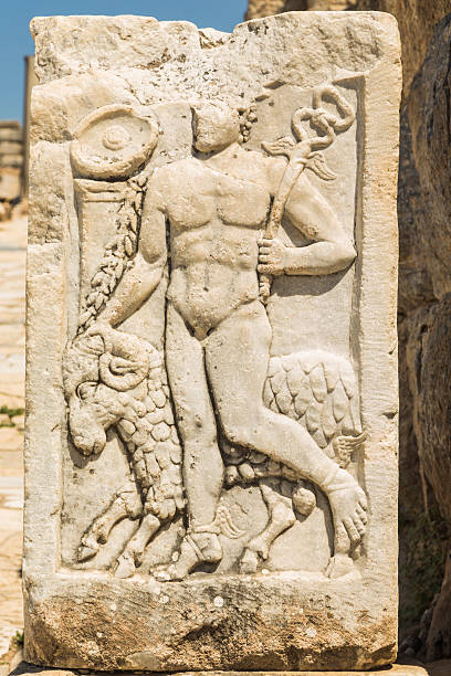эфес-турция - ephesus greek culture temple greece стоковые фото и изображения