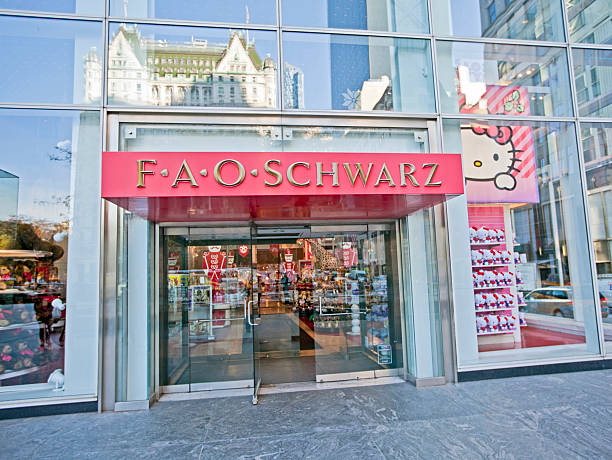 Fao Schwarz Stock Photo - Download Image Now - FAO Schwarz, New York City,  Hello Kitty - iStock