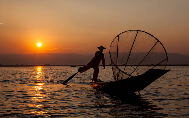 istock crepuscule fishing 530691091