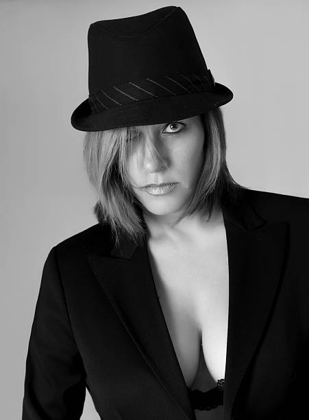 istock Fashion woman 530704055