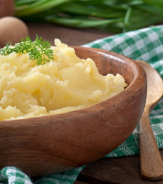 istock Fresh and flavorful mashed potatoes with bowl 530704281