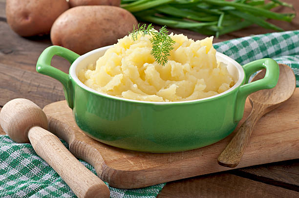istock Fresh and flavorful mashed potatoes with bowl 530704425