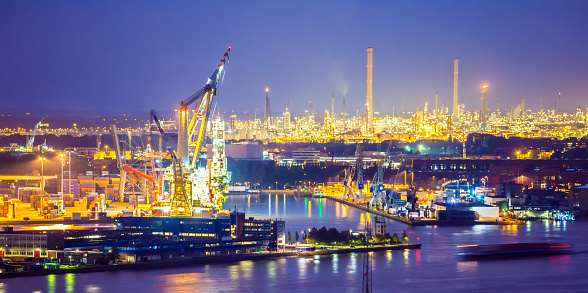 Rotterdam industry by night