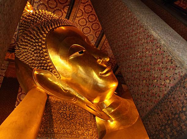 istock Reclining golden Buddha 530704663
