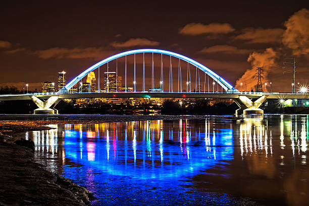 istock Lighted Lowry Avenue Bridge, Minneapolis. 530708961