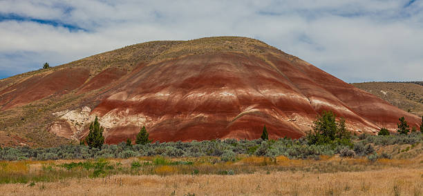 istock John Day Fossil Beds National Monument - Oregon 530741411