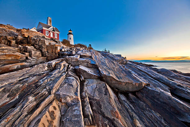 farol - new england pemaquid peninsula blue skies lighthouse - fotografias e filmes do acervo