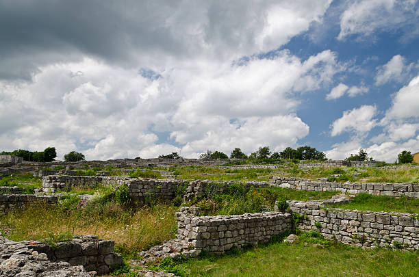 istock Ancient ruins of a medieval fortress 530746485