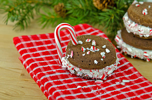 istock Christmas candy cane whoopie pie 530776789