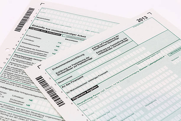 istock Form of income tax return 530779487