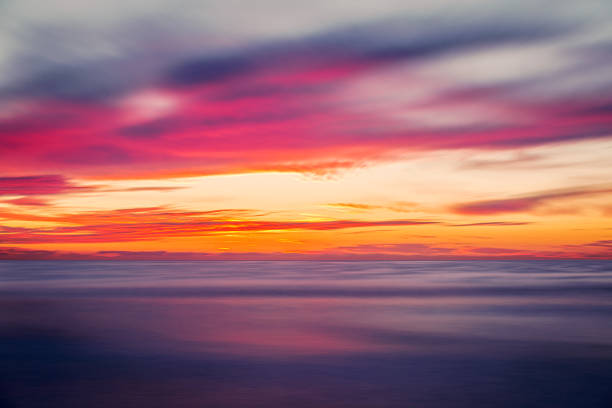 istock Peaceful and Colorful Sunset Over the Ocean 530808332