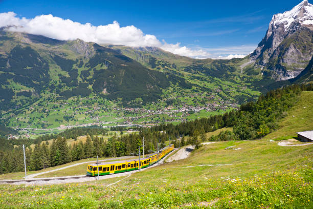 역사적이다 jungfraubahn, 스위스 알프스 - wetterhorn 뉴스 사진 이미지