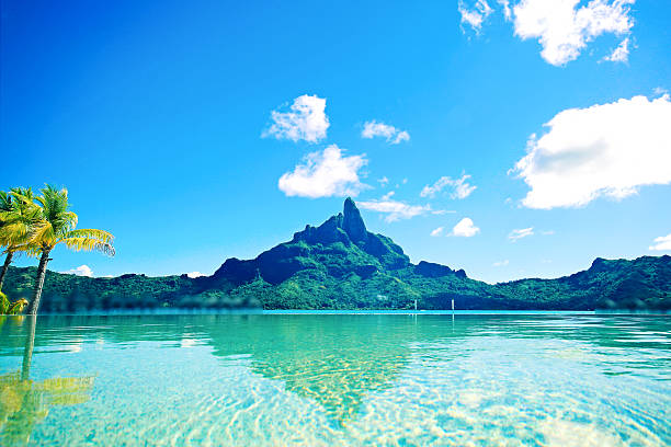 istock Bora Bora Tahiti Mount Otemanu 530810208