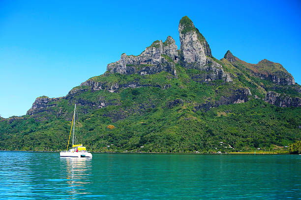 istock Bora Bora Tahiti Mount Otemanu 530810362
