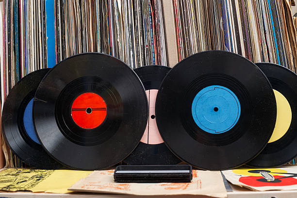 istock Retro styled image of a collection old vinyl record 530810692