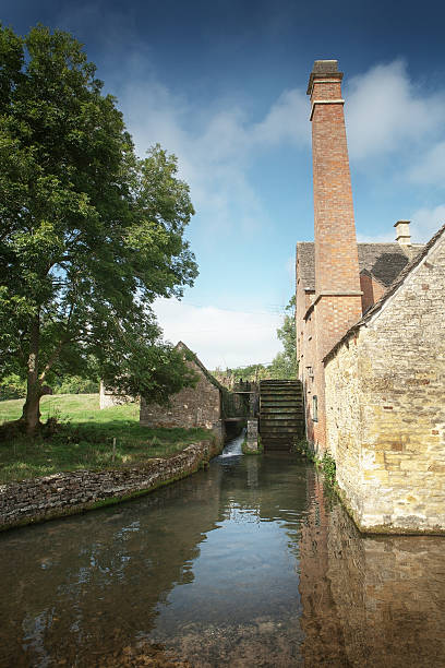 istock Old water mill, Lower Slaughter, Cotswolds 530811247