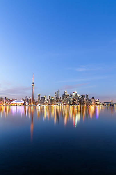 istock Toronto Skyline at Twilight in the Winter 530812495