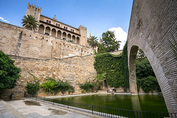 istock Gothic art cathedral of Palma de Mallorca, inner courtyard view 530814736