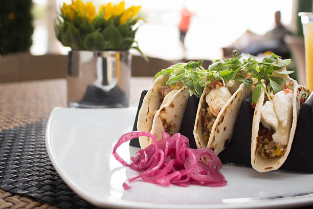 istock Spicey Chicken Tacos 530832237