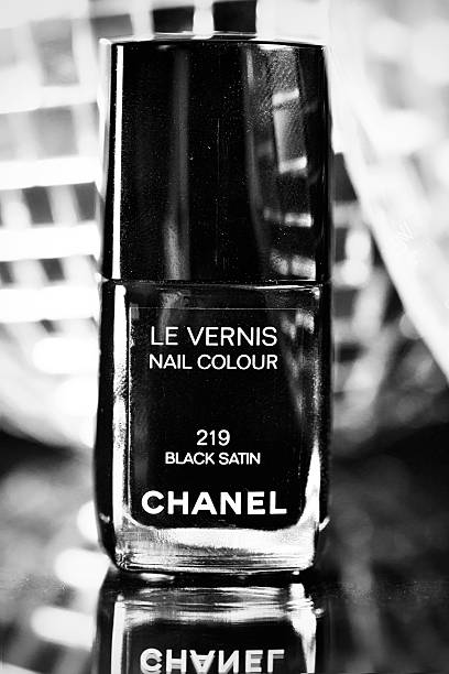 Chanel Black Satin Nail Polish Varnish Stock Photo - Download Image Now -  Chanel - Designer Label, Nail Polish, Beauty - iStock