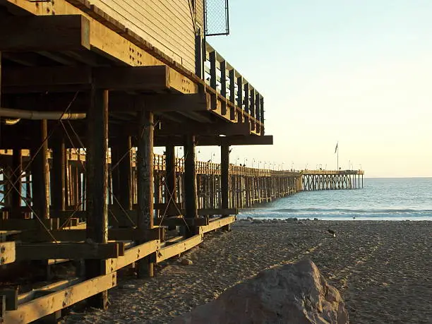 A photograph of the pier in Ventura beach, California.