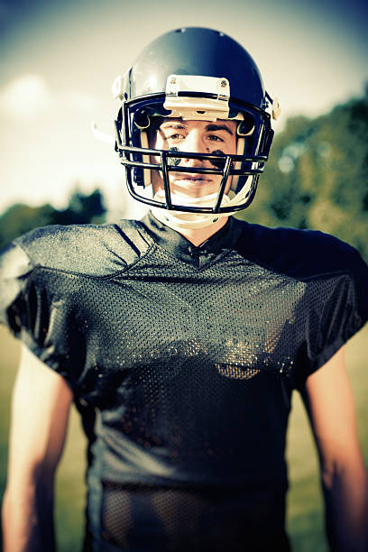 istock american football player 530885885